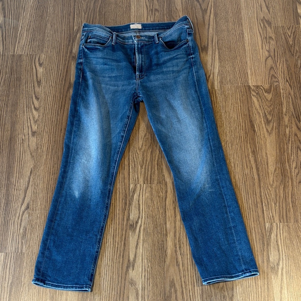 MOTHER Women's Straight Leg Blue Jeans